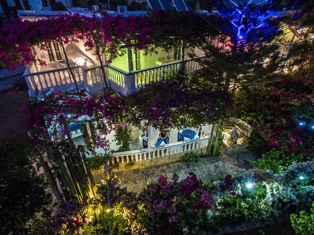 Angelika Aparthotel Alinda  Luaran gambar