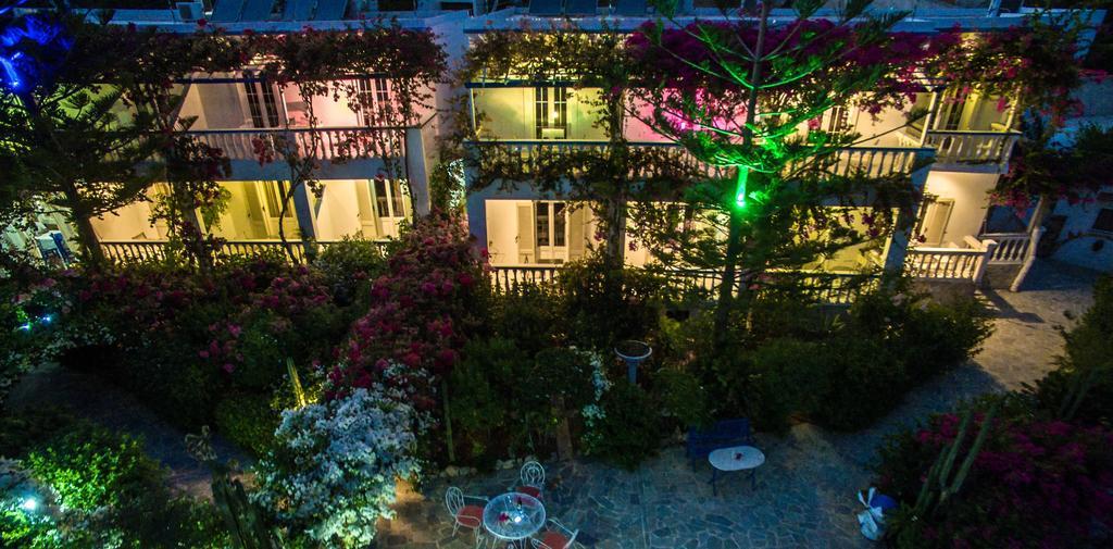 Angelika Aparthotel Alinda  Luaran gambar