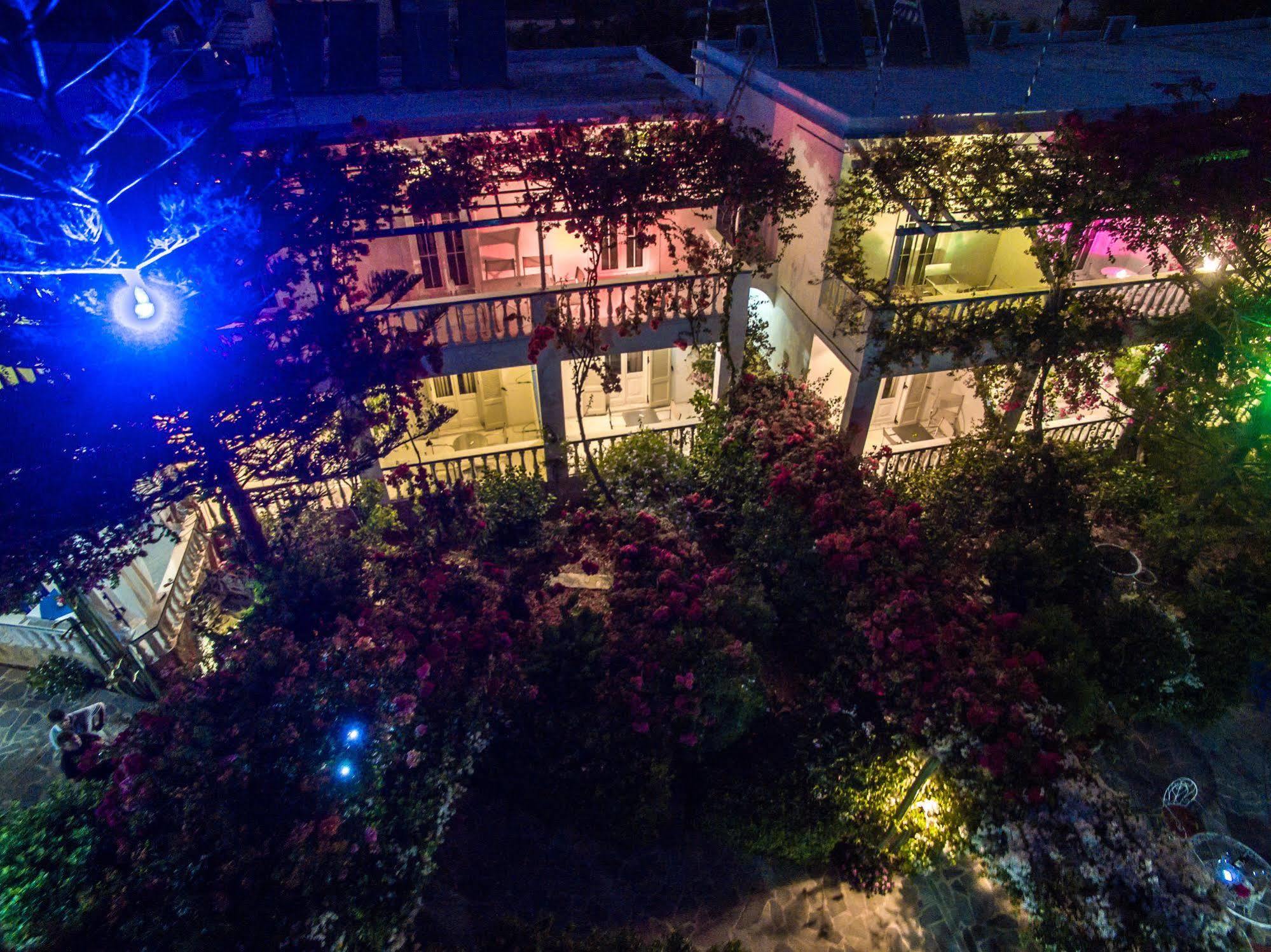 Angelika Aparthotel Alinda  Luaran gambar